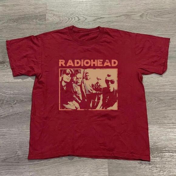 Tops - Red Radiohead Band Tee
